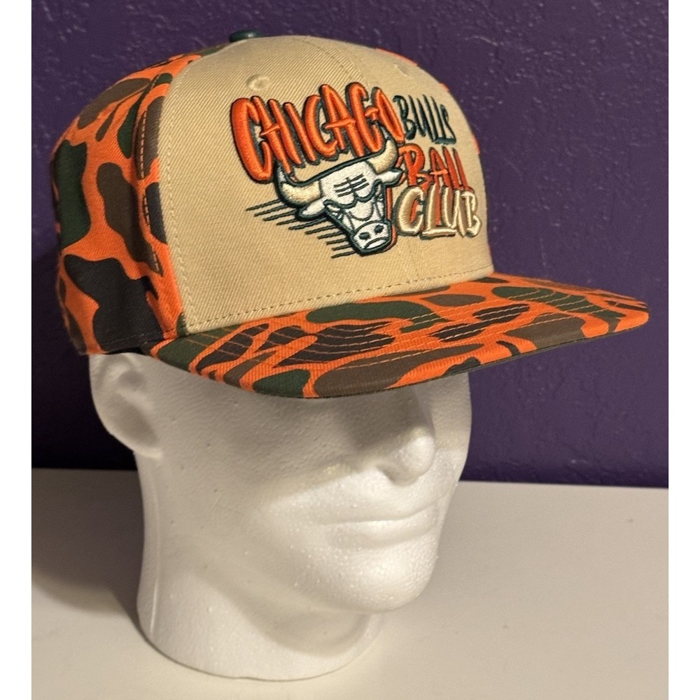 Chicago Bulls Blaze Orange Duck Camo SnapBack Hat Wool Blend Pro NWOT Rare